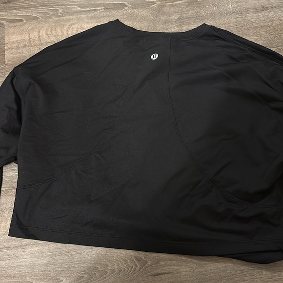 Lululemon Muscle Love Cropped Long Sleeve Wicking Athletic size 2 - Picture 4 of 5
